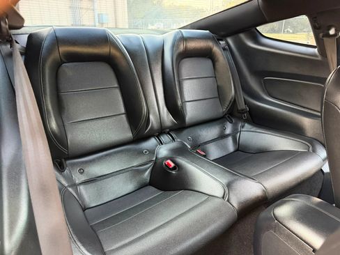 Used 2019 Ford Mustang GT Premium w/ GT Performance Package RWD image 23