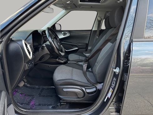 Used 2020 Kia Soul GT-Line w/ GT 2.0L Power Sunroof Package FWD image 16
