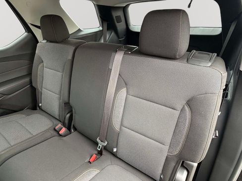 Used 2021 Chevrolet Traverse LS FWD image 25