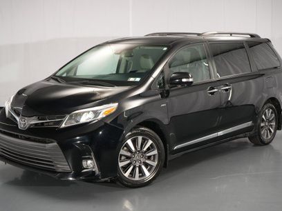 Used 2019 Toyota Sienna Limited Premium w/ Protection Package