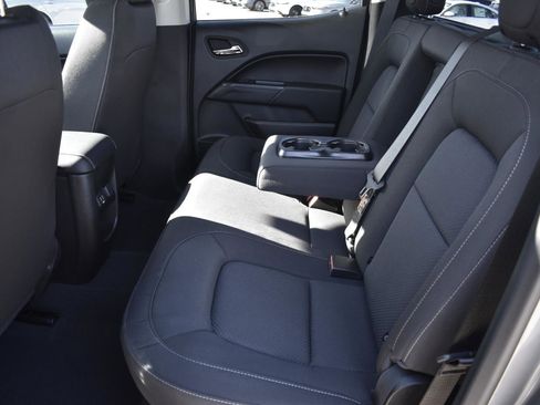 Used 2022 Chevrolet Colorado LT image 19