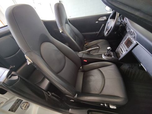 Used 2008 Porsche 911 Carrera S image 15