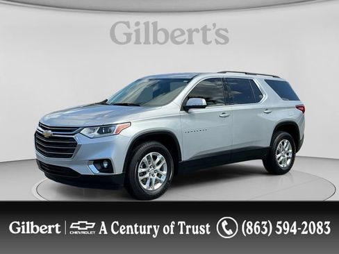 Certified 2021 Chevrolet Traverse LT FWD image 1
