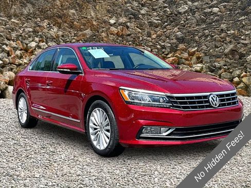 Used 2016 Volkswagen Passat 1.8T SE w/ Lighting Package (P06) FWD image 10
