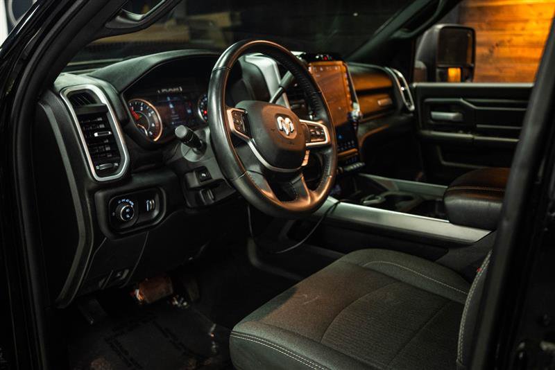 Used 2024 RAM 2500 Big Horn w/ Night Edition AWD/4WD image 8