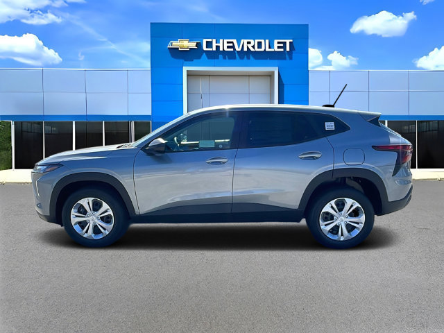 New 2026 Chevrolet Trax LS w/ Driver Confidence Package FWD image 7