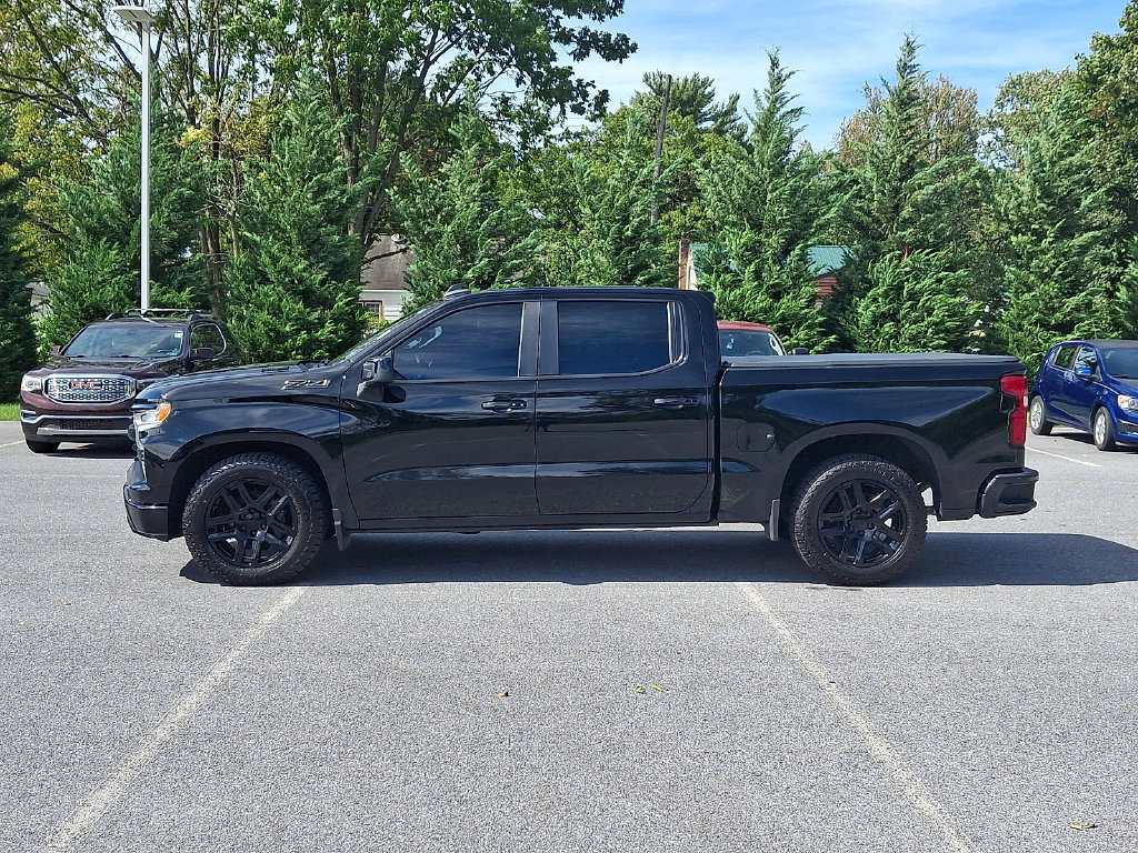 Used 2022 Chevrolet Silverado 1500 RST AWD/4WD image 7