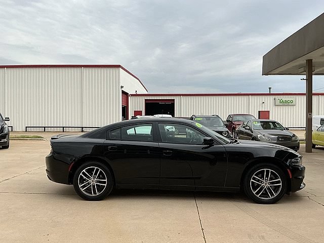 Used 2019 Dodge Charger SXT AWD/4WD image 4
