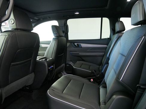 New 2026 Buick Enclave Sport Touring w/ Super Cruise Package AWD/4WD image 18