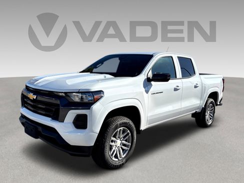 New 2026 Chevrolet Colorado LT w/ Advanced Trailering Package image 3