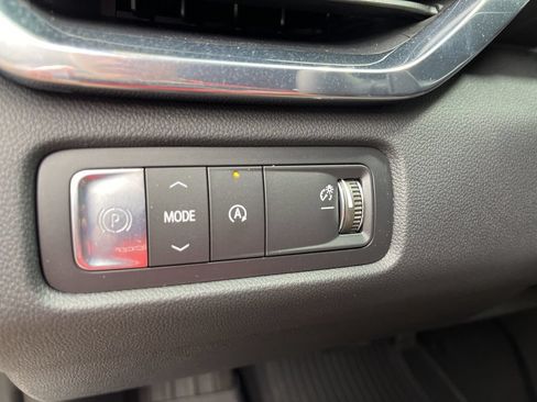 New 2026 GMC Acadia Elevation w/ Elevation Premium Package FWD image 13