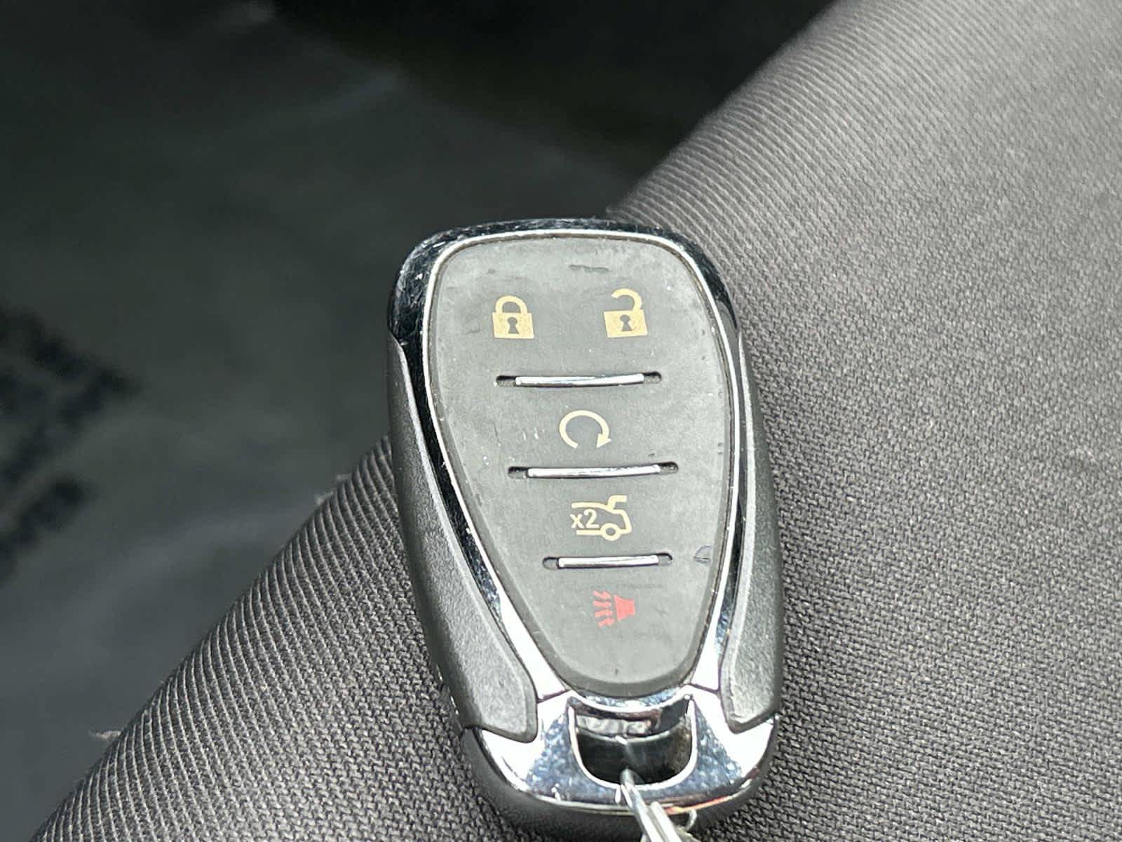 Used 2023 Chevrolet Malibu LT FWD image 40