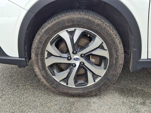 Used 2020 Subaru Outback Limited image 9