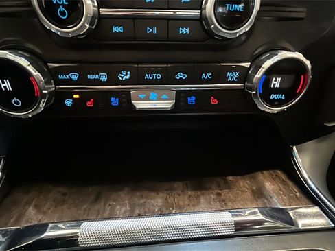 Used 2021 Ford F150 Lariat w/ Equipment Group 502A High image 26