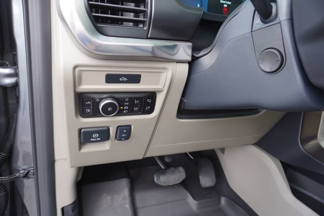 Used 2026 Ford F150 Platinum w/ Equipment Group 703A Plus AWD/4WD image 32