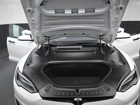 Used 2022 Tesla Model S Plaid AWD/4WD image 19