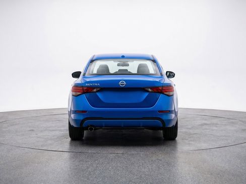 Used 2025 Nissan Sentra SV FWD image 7