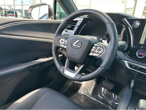 Used 2026 Lexus RX 350 Premium w/ Convenience Package FWD image 14