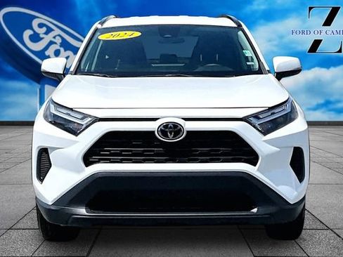 Used 2024 Toyota RAV4 XLE FWD image 3