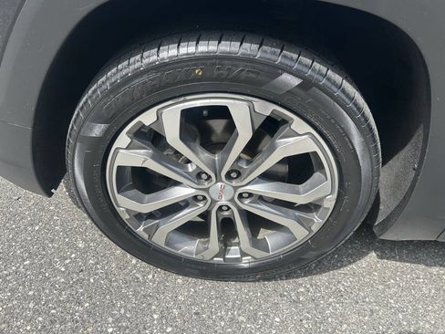 Used 2019 GMC Terrain SLT w/ Preferred Package AWD/4WD image 25
