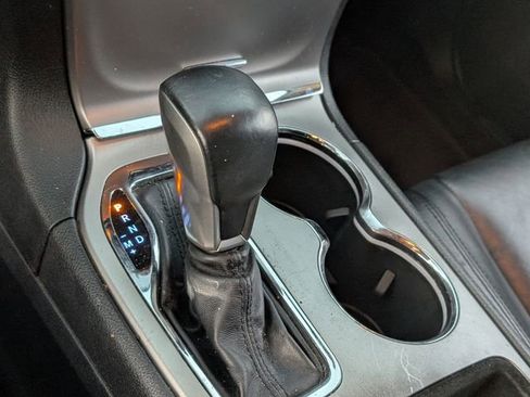 Used 2019 Jeep Grand Cherokee Limited image 23