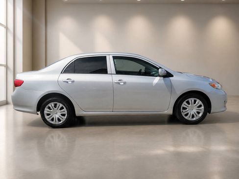 Used 2010 Toyota Corolla LE w/ All Weather Guard Pkg FWD image 7