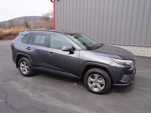 Certified 2023 Toyota RAV4 XLE w/ Convenience Package image 3