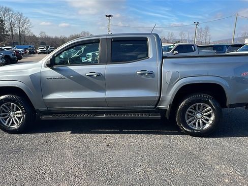 Certified 2023 Chevrolet Colorado LT w/ LT Convenience Package II image 8