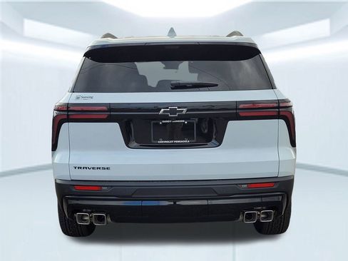 New 2026 Chevrolet Traverse LT w/ Midnight/Sport Edition FWD image 5