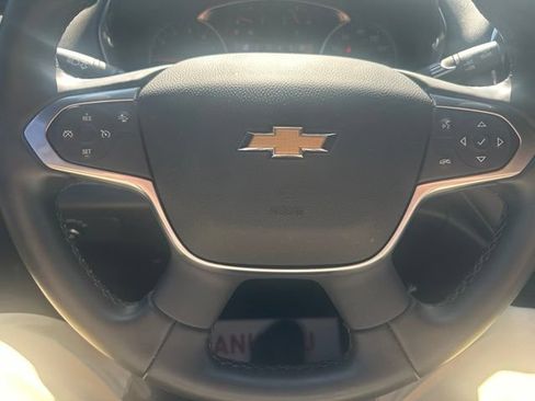 Used 2023 Chevrolet Traverse LT AWD/4WD image 33