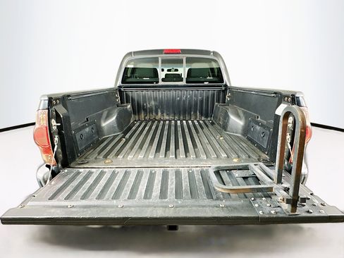 Used 2013 Toyota Tacoma PreRunner image 26