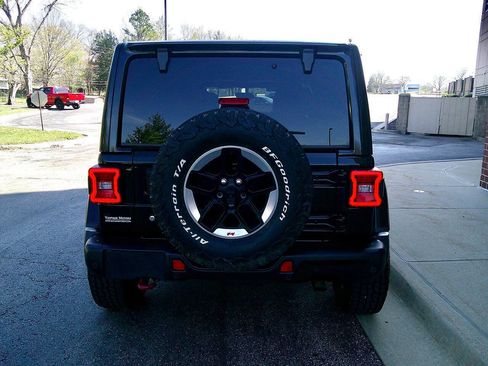 Used 2018 Jeep Wrangler Unlimited Rubicon AWD/4WD image 6
