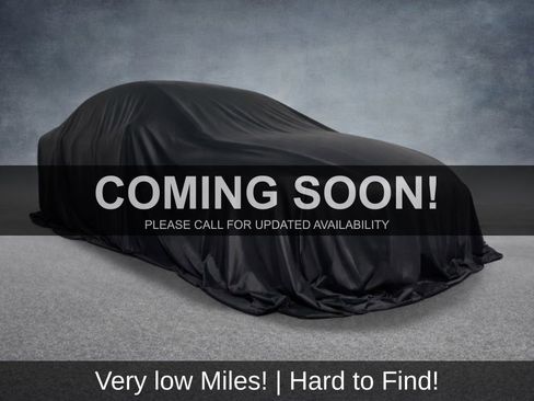 Used 2024 Porsche Macan 4 Electric AWD/4WD image 1