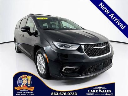 Certified 2022 Chrysler Pacifica Touring-L