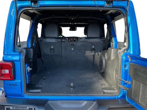 Used 2021 Jeep Wrangler Unlimited Sahara image 13