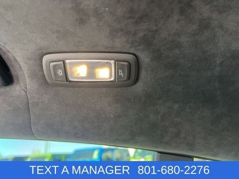 Used 2022 BMW 750i xDrive w/ Autobahn Package image 45