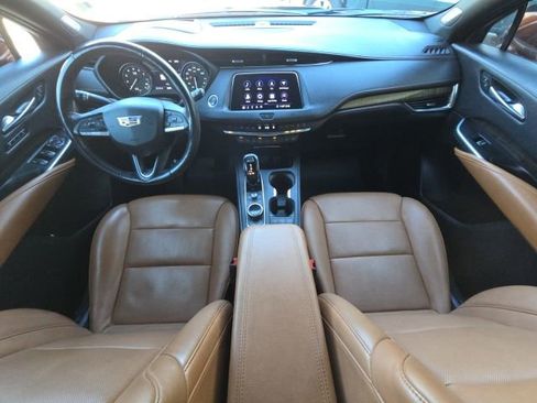 Used 2020 Cadillac XT4 Premium Luxury image 26