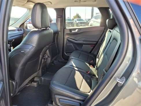 New 2025 Ford Escape SE image 30