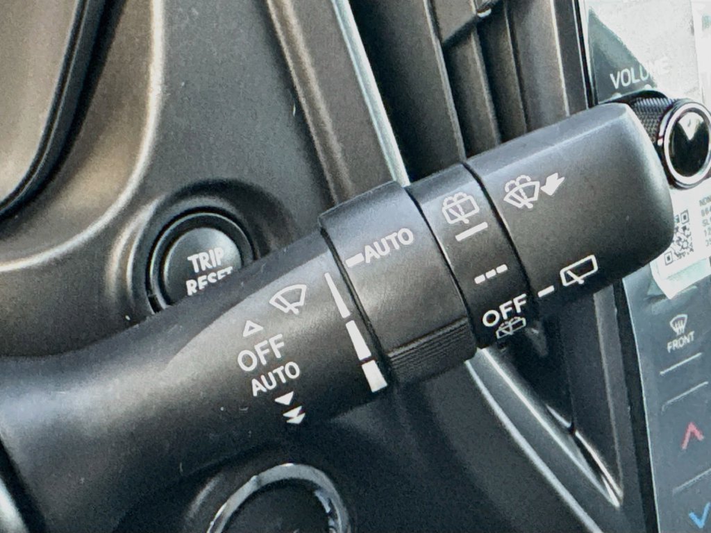Used 2026 Subaru Forester Limited AWD/4WD image 13