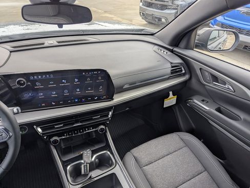 New 2026 Chevrolet Traverse LT w/ LPO, Floor Liner Package image 19