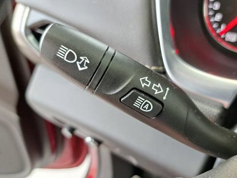 Used 2022 Chevrolet Traverse Premier w/ Redline Edition AWD/4WD image 11