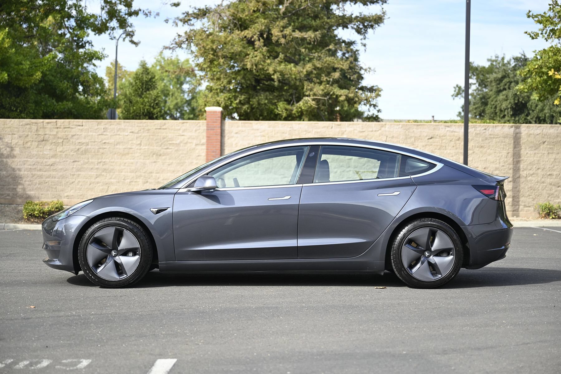 Used 2019 Tesla Model 3 Long Range AWD/4WD image 9