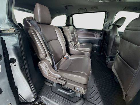 Certified 2018 Honda Odyssey Touring image 23