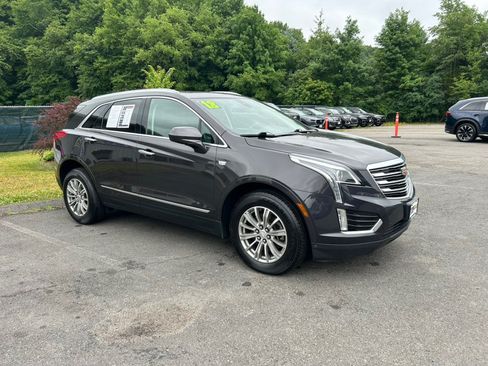 Used 2018 Cadillac XT5 Luxury w/ Driver Awareness Package AWD/4WD image 8