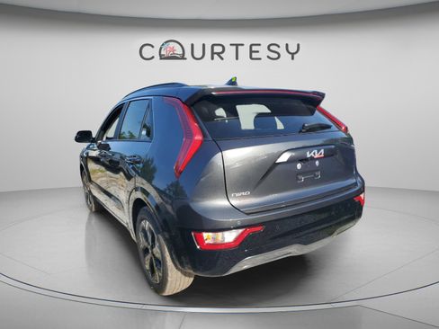 New 2026 Kia Niro Wind FWD image 2