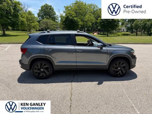 Used 2023 Volkswagen Taos SEL w/ Black Wheel Package AWD/4WD image 8