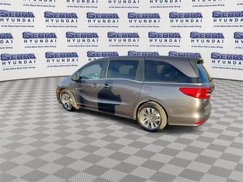 Used 2024 Honda Odyssey EX-L image 6