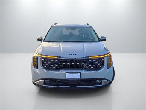 New 2026 Kia Carnival SX image 2