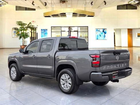 Certified 2023 Nissan Frontier SV w/ SV Convenience Package AWD/4WD image 7
