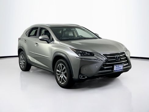 Used 2015 Lexus NX 200t image 3